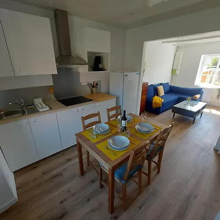 Situe A 500m De La - Seabreeze Apartment